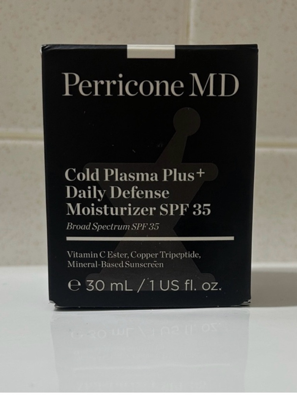 Perricone MD Cold Plasma Plus+ Daily Defense Moisturizer SPF 35 - Black